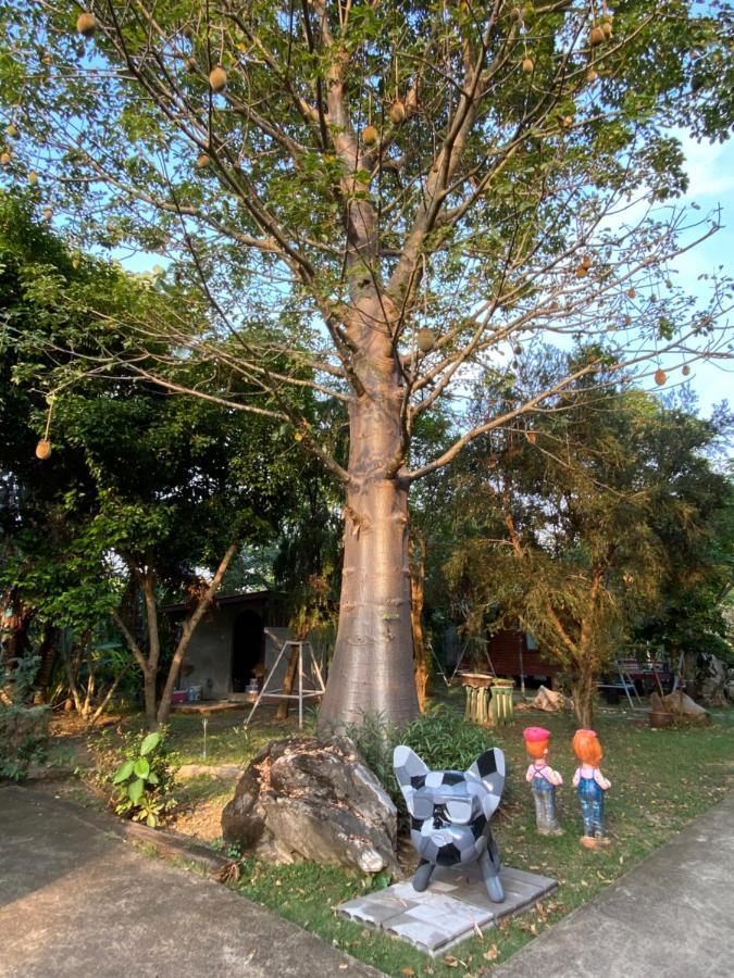 Nung Ni Bang Khon Thi Resort Amphawa Esterno foto