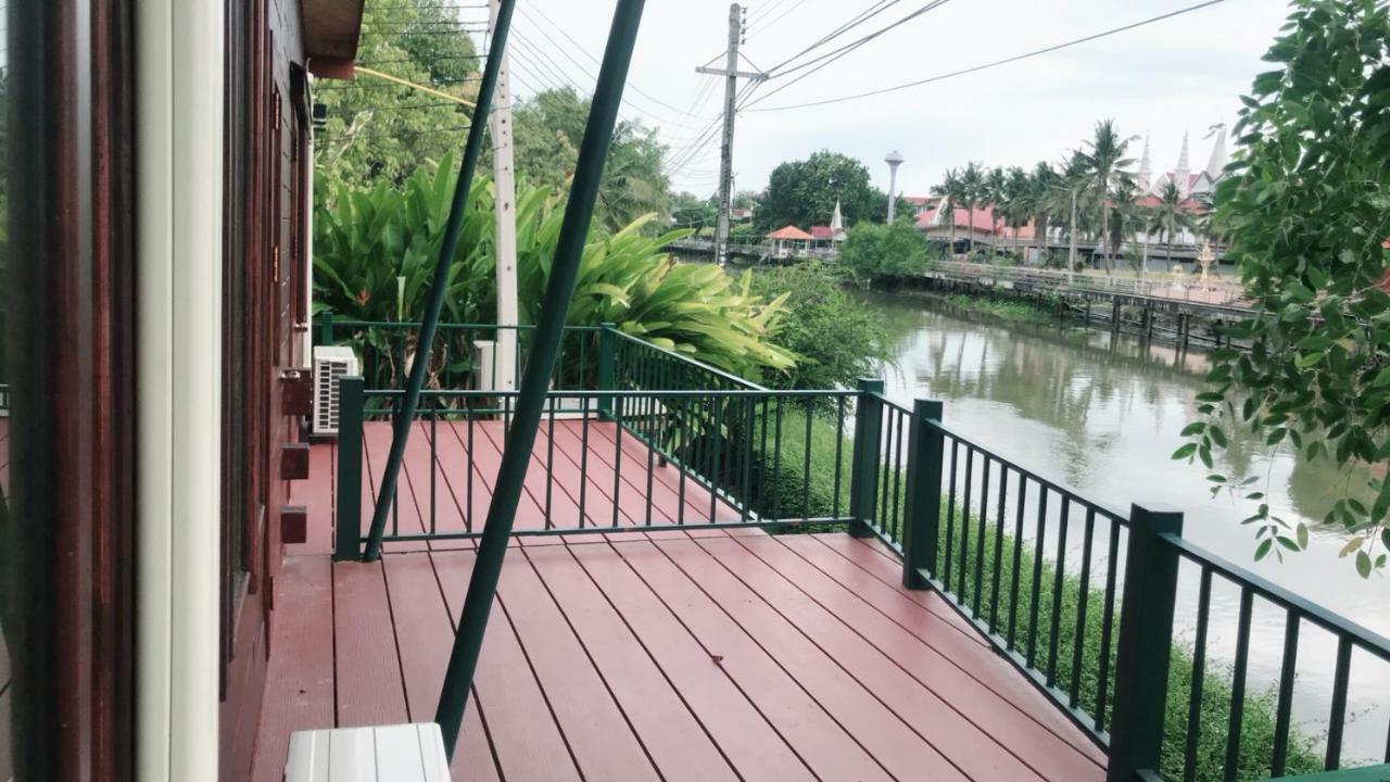 Nung Ni Bang Khon Thi Resort Amphawa Esterno foto